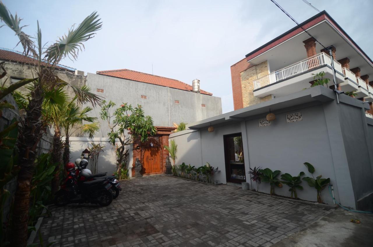 Kusuma Guesthouse 2 Canggu Extérieur photo
