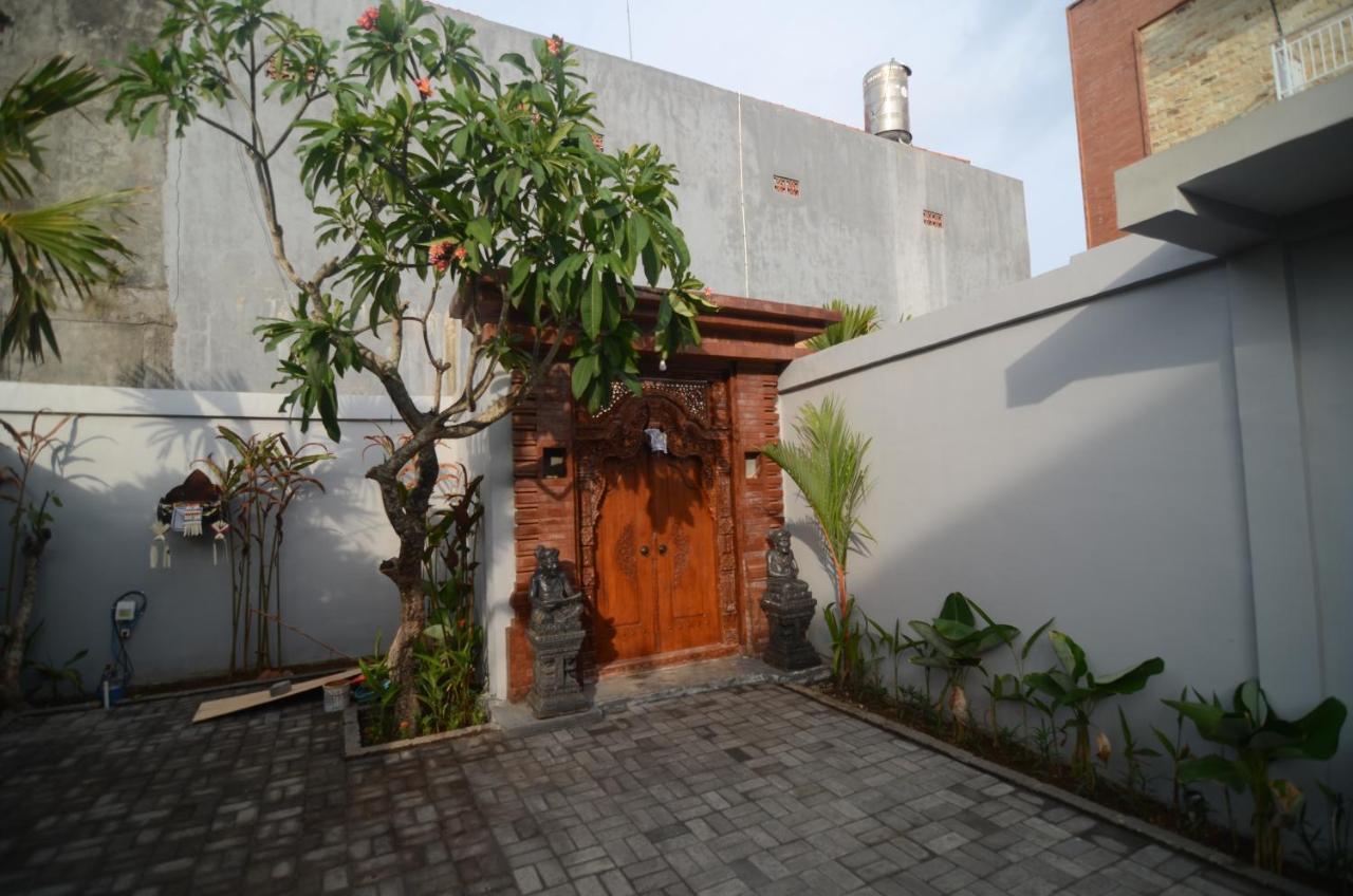 Kusuma Guesthouse 2 Canggu Extérieur photo